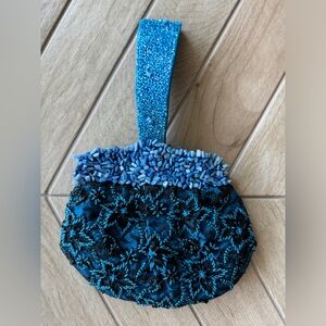 Chic vintage beaded bag